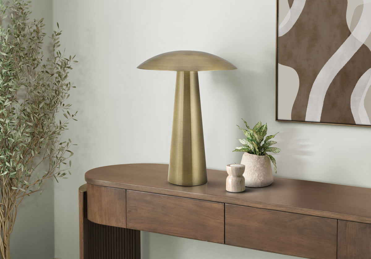 Enzo Gold Metal Table Lamp | Ortholuxe Home