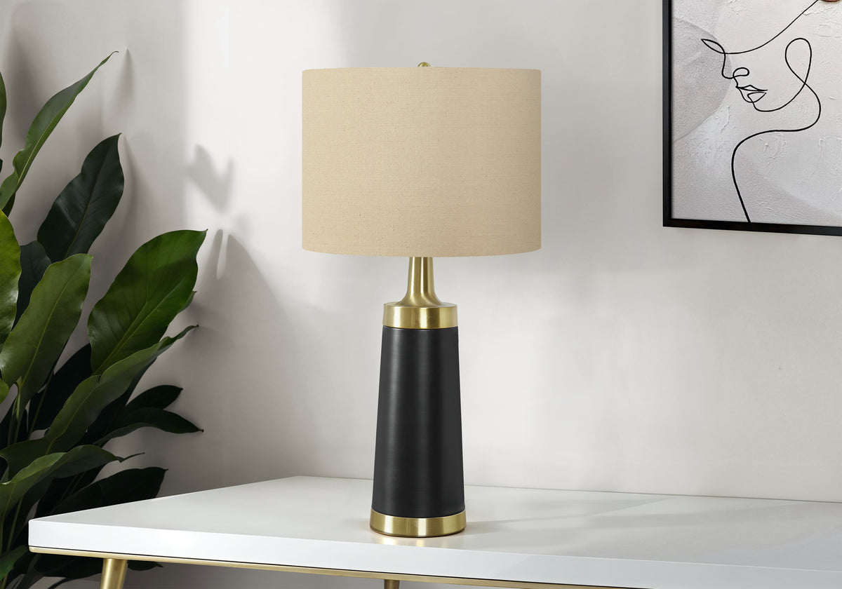 Alder Black Metal Table Lamp | Ortholuxe Home